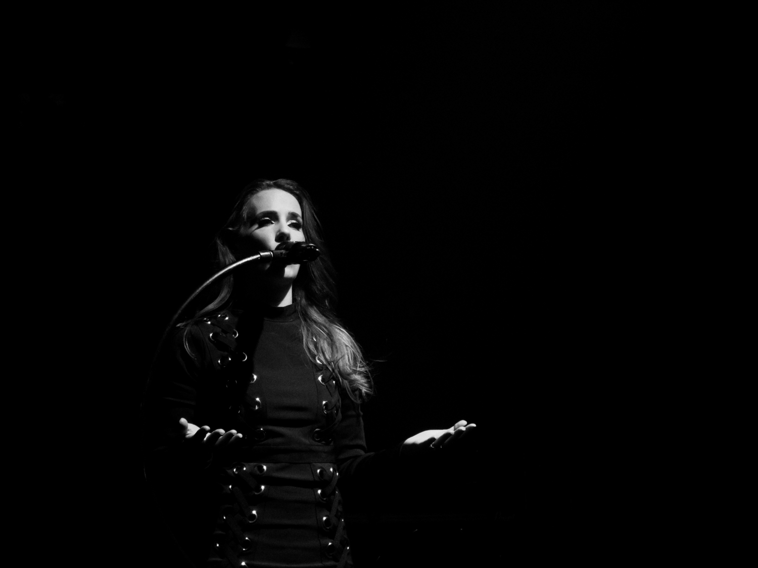 Simone Simons von EPICA im Backstage, München, 2017.